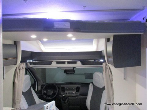 Chausson 514 gamma 2020 semintegrale BASCULANTE compatto maxi garage 599 cm full