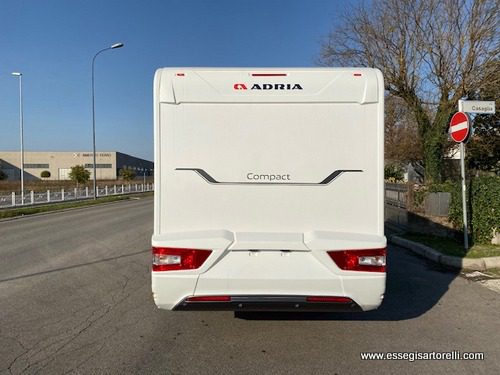 Adria Compact AXESS DL letti gemelli garage gamma 2020 165 cv POWER 699 cm full