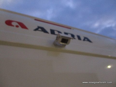 Adria Matrix PLUS M670SP GARAGE 180 CV POWER 2017 km 6.084 gancio traino SAT full