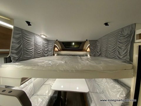 Adria Matrix Axess M600 DT 140 cv 2021 garage letto basculante full