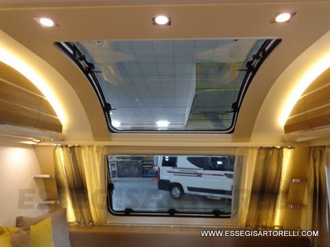 Adria Adora 573 PT caravan 7 posti 2015 MOVER e VERANDA uniproprietario VTR full