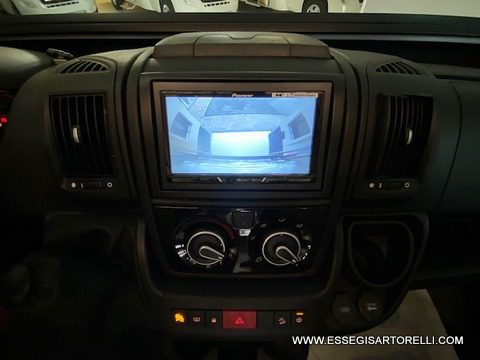 Chausson V690 VIP ROADLINE TETTO SOLLEVABILE POP-UP 2021 636 cm LETTO ELETTRICO full