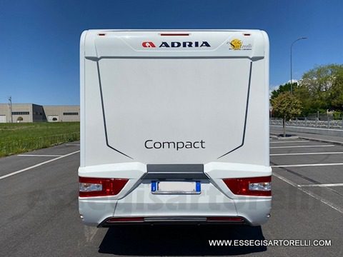 Adria Compact PLUS SL letti gemelli 2016 uniproprietario 662 cm 130 cv full